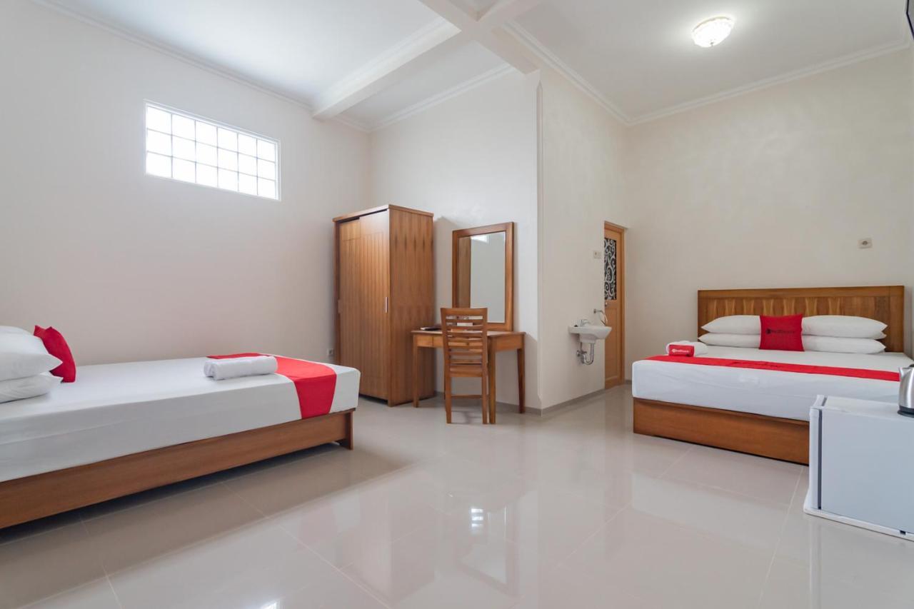 Hotel Reddoorz Syariah @ Perintis Tasikmalaya