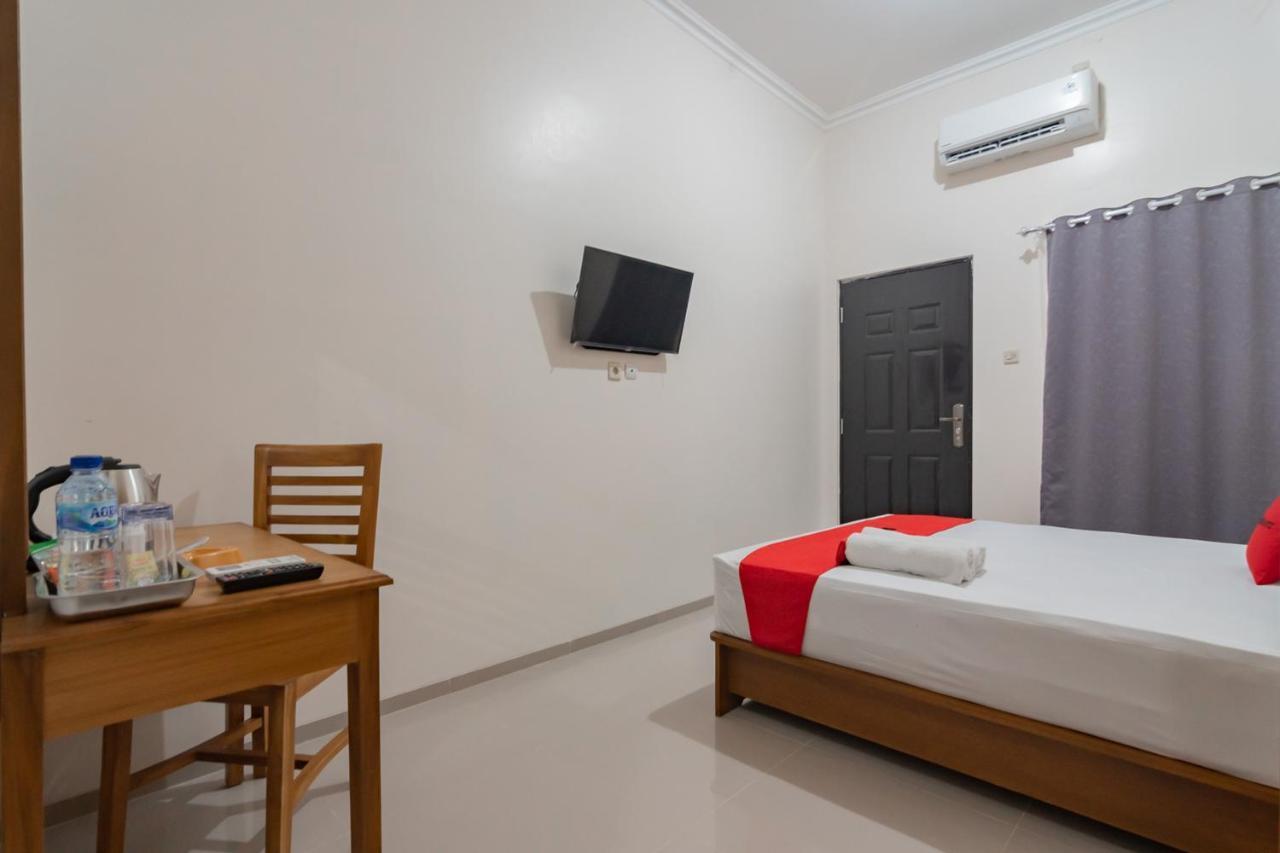 Hotel Reddoorz Syariah @ Perintis